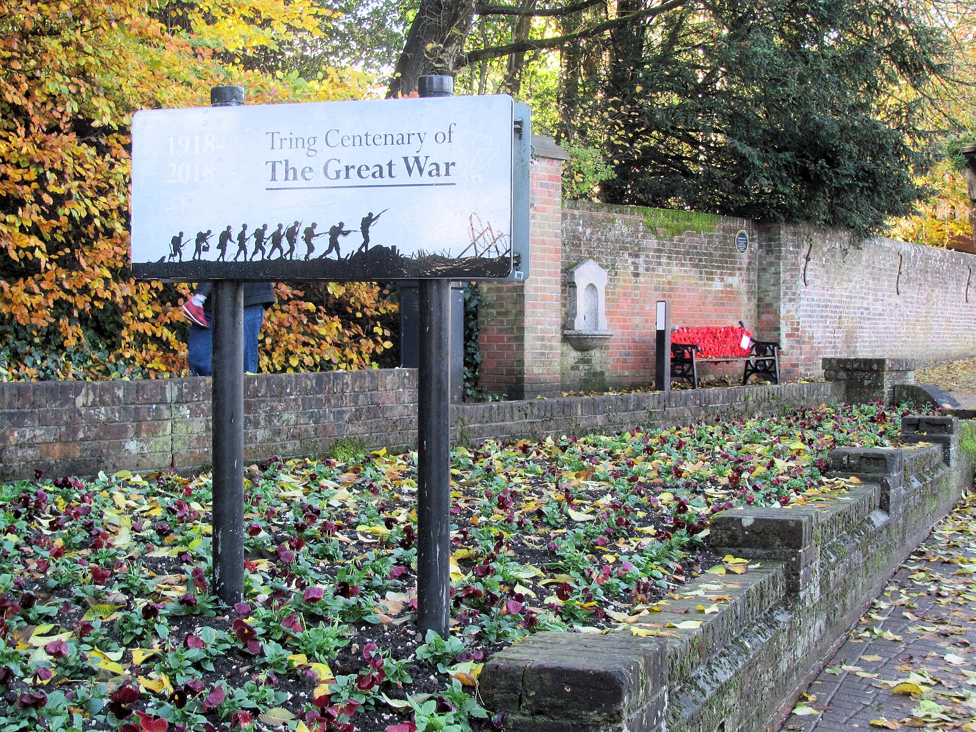 The Flower Bed at the Entrance to the Memorial Garden   geograph.org.uk   5974033
